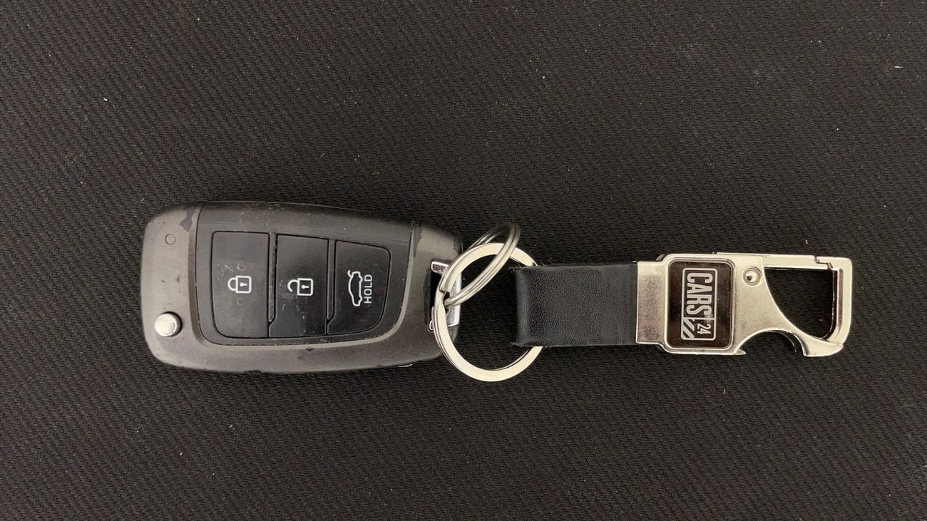 هيونداي أكسنت GL 1.6 | بدون دفعة مقدمة | اختبار القيادة في المنزل