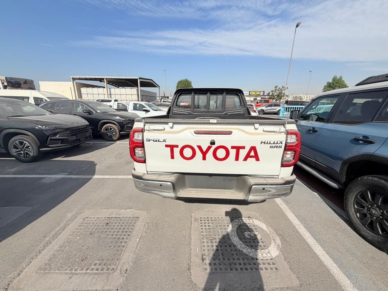 تويوتا هيلوكس GLX 2.7L Double Cab Utility 4WD M/T