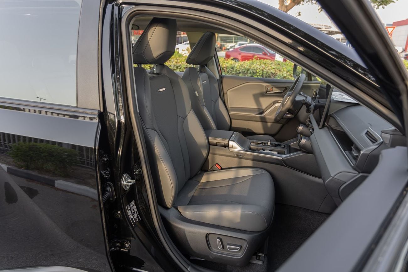 تويوتا راف ٤ Toyota RAV4 XSE | 2026 | 4WD | V4 2.5L Hybrid | Full Option No.1 (EXPORT ONLY)