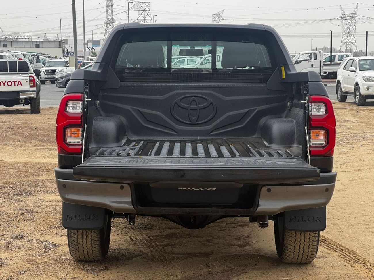 تويوتا هيلوكس 2026 Toyota Hilux Adventure 4.0L Petrol AT GCC Spec