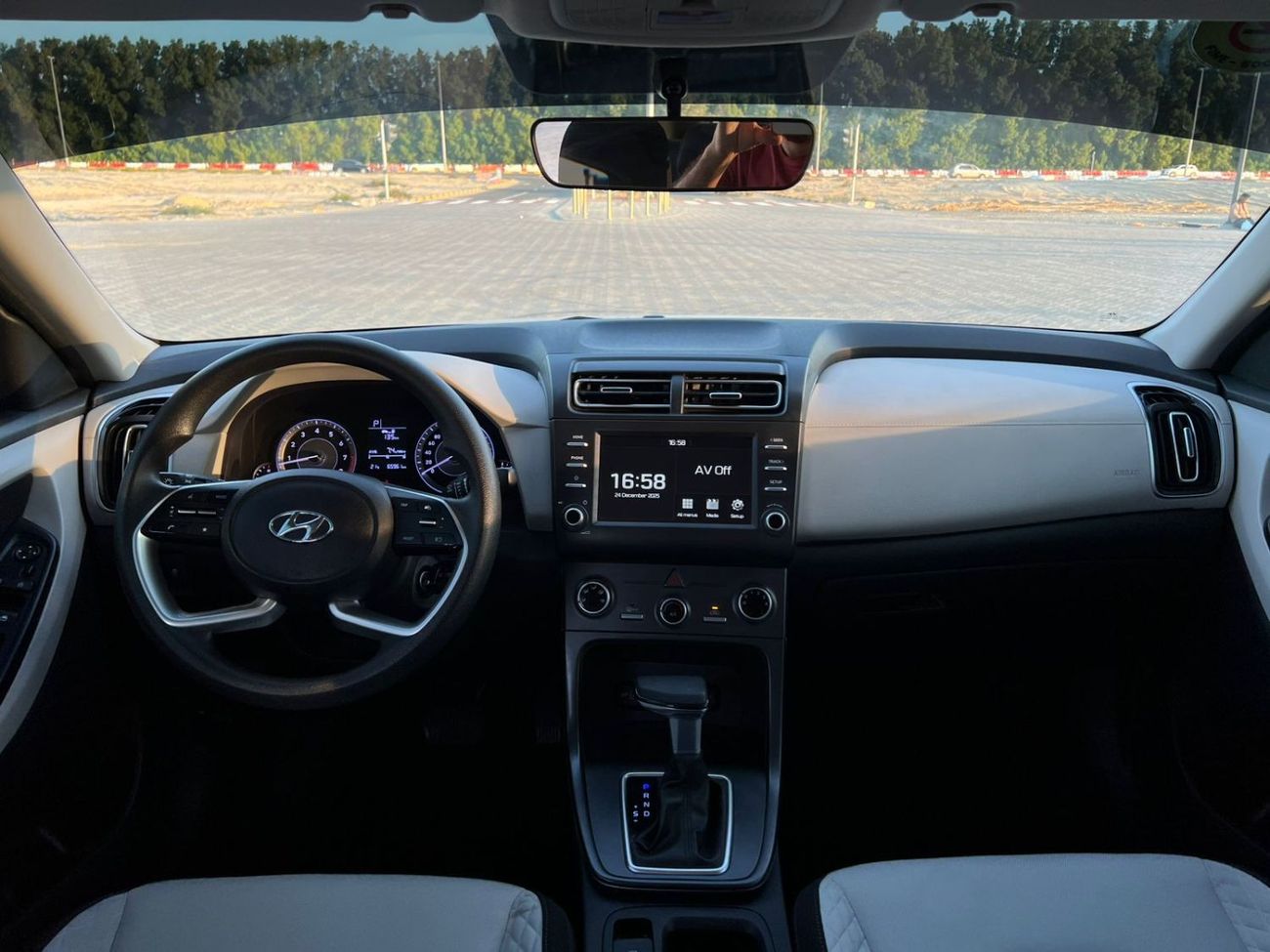 Hyundai Creta Mid 1.6L