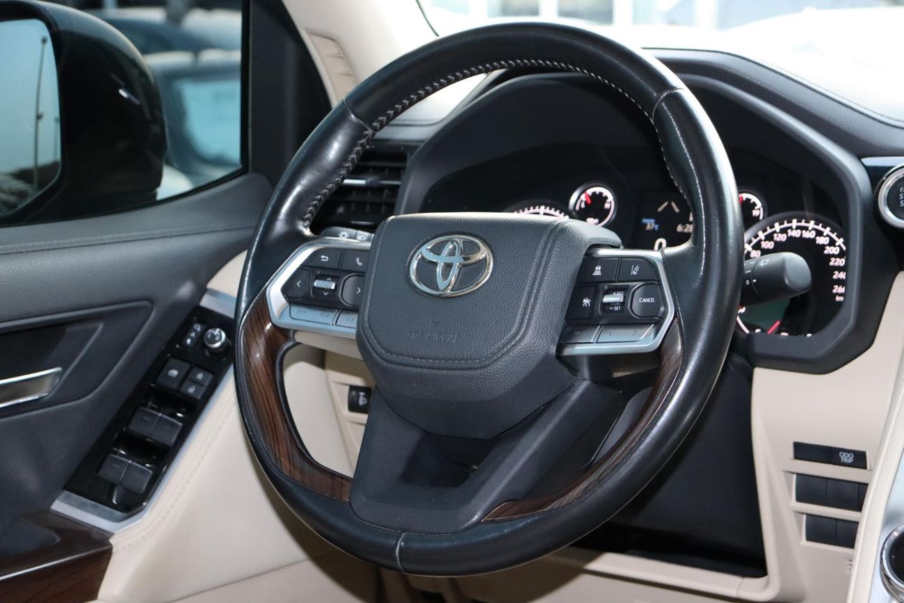 Toyota Land Cruiser GXR 4.0L