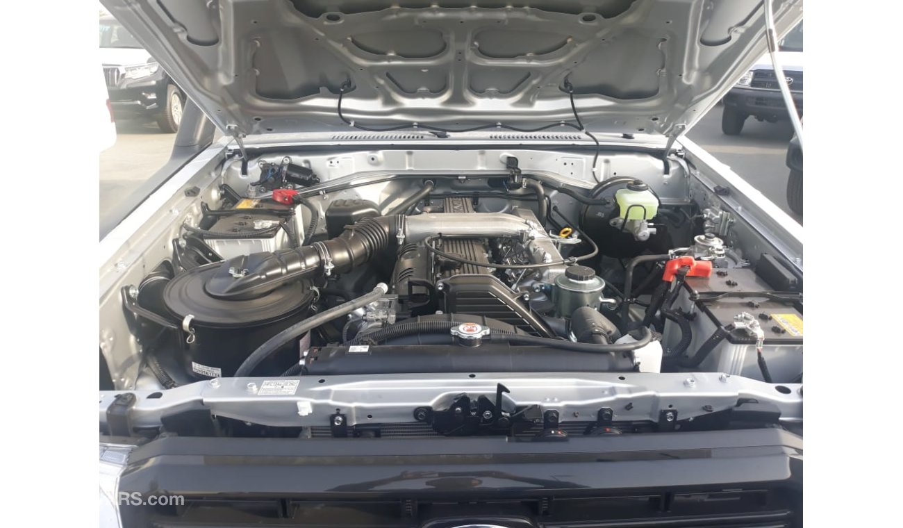 Toyota Land Cruiser Pick Up V6 Diesel 4.2L Power Options Alloy Wheels