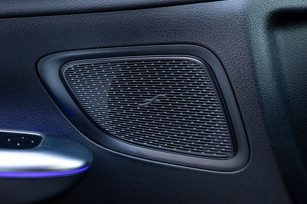 Mercedes-Benz C 200 Premium 2.0L