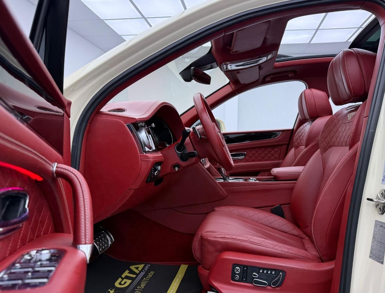 Bentley Bentayga 2020 Bentley Bentayga W12, Warranty, Full Bentley Service History, Excellent Condition, GCC