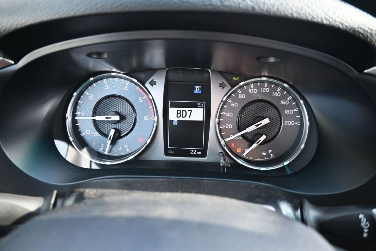 تويوتا هيلوكس تويوتا هايلكس جي ال اكس 2024 2.4L ديزل