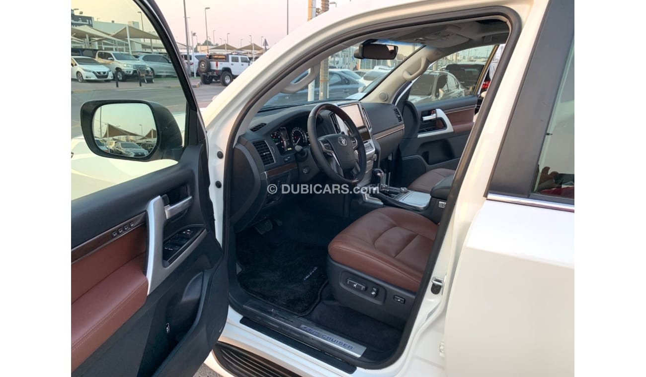 Toyota Land Cruiser VXR