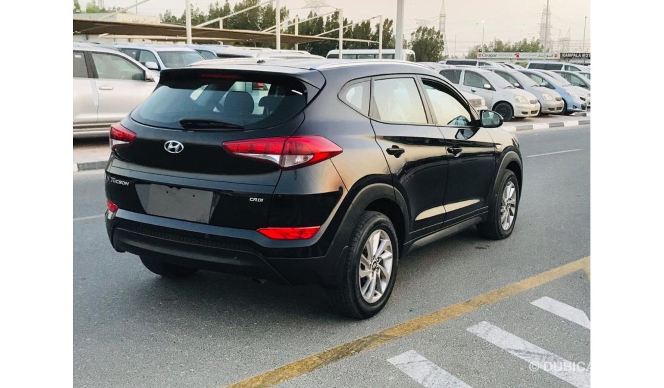 هيونداي توسون HYUNDAI TUCSON DIESEL ENGINE MODEL 2015 BLACK COLOR VERY CLEAN AND GOOD CONDITION