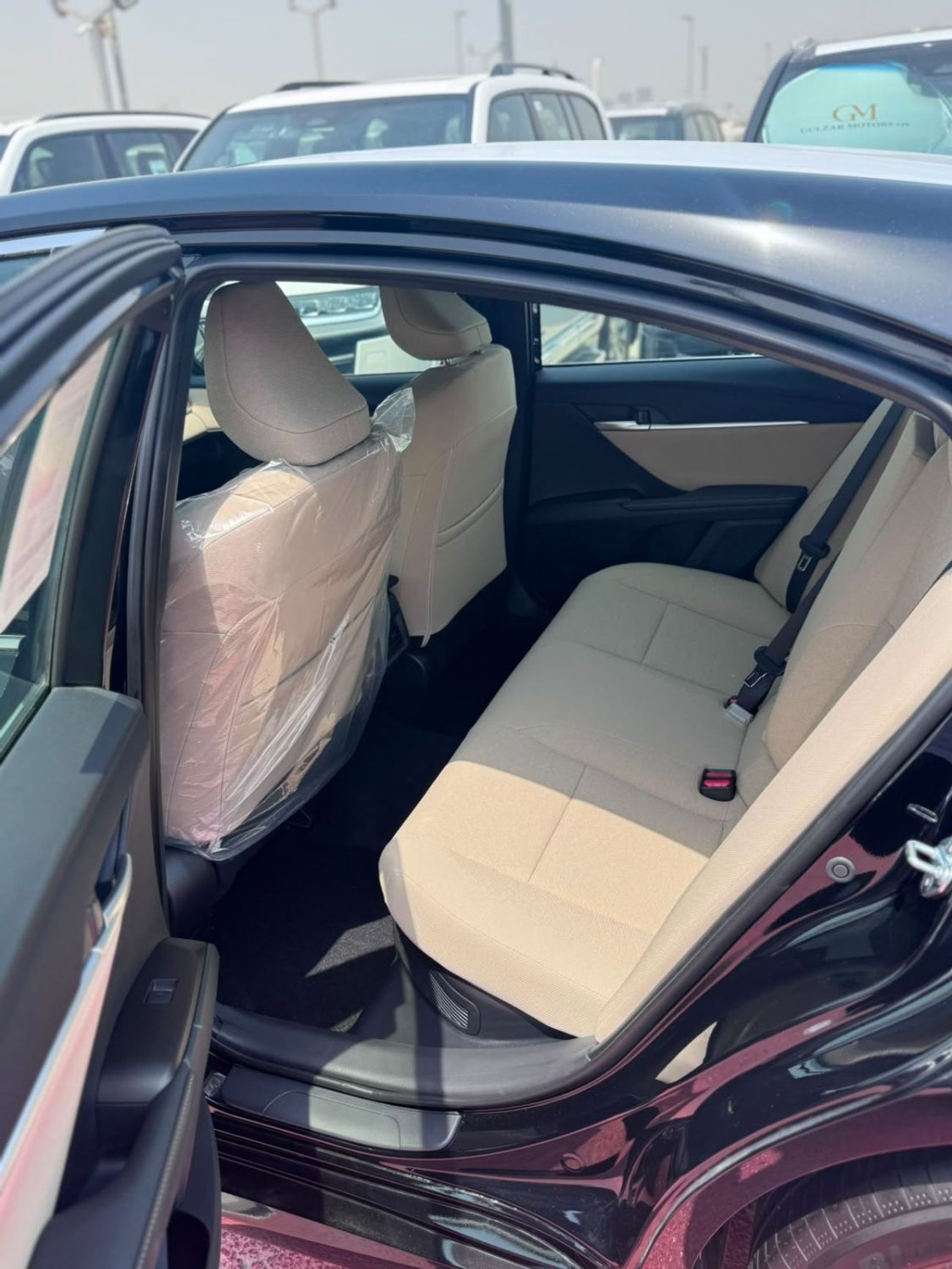 Toyota Camry GLE HEV