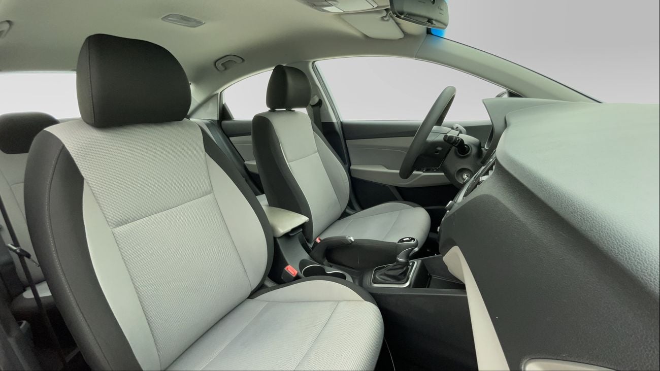 هيونداي أكسنت GL 1.6 | بدون دفعة مقدمة | اختبار القيادة في المنزل