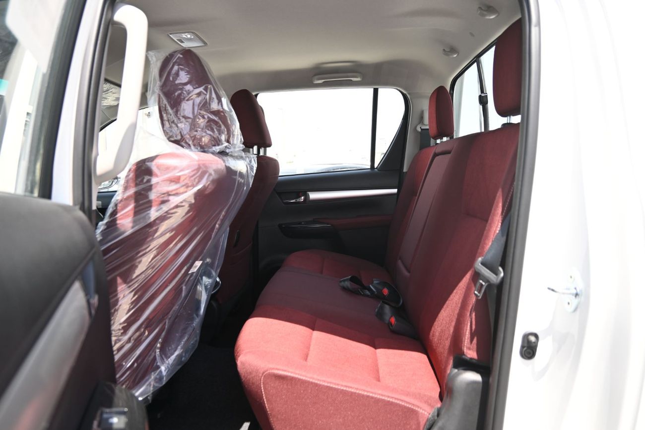 تويوتا هيلوكس Toyota Hilux SR5 GLXS 2.7L Petrol, Automatic 4WD, Model 2025, Color White