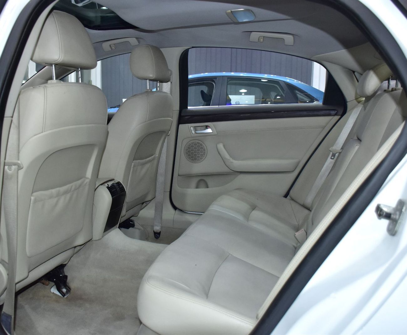 Chevrolet Caprice EXCELLENT DEAL for our Chevrolet Caprice LTZ ( 2009 Model ) in White Color GCC Specs