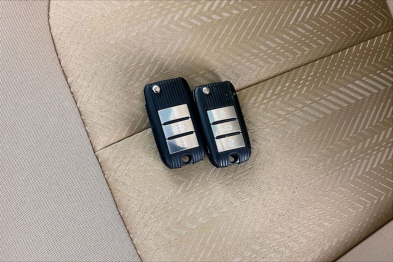 أم جي RX8 Standard | Carnival Sale • UP TO AED 20,000 OFF | شامل الضمان | 0 ﺪﻔﻋﺓ ﺃﻮﻟﻯ