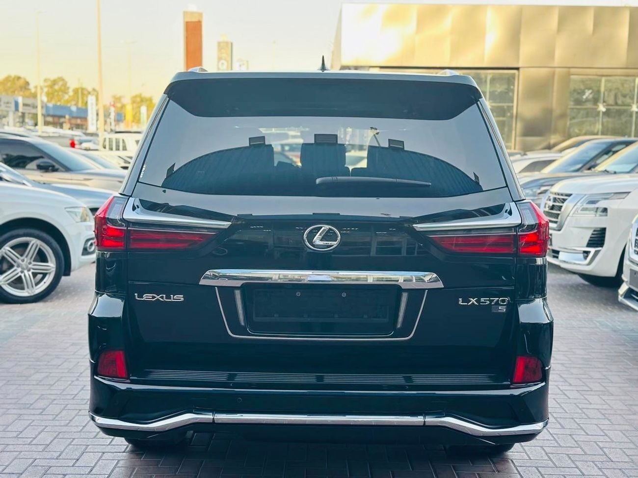 لكزس LX 570