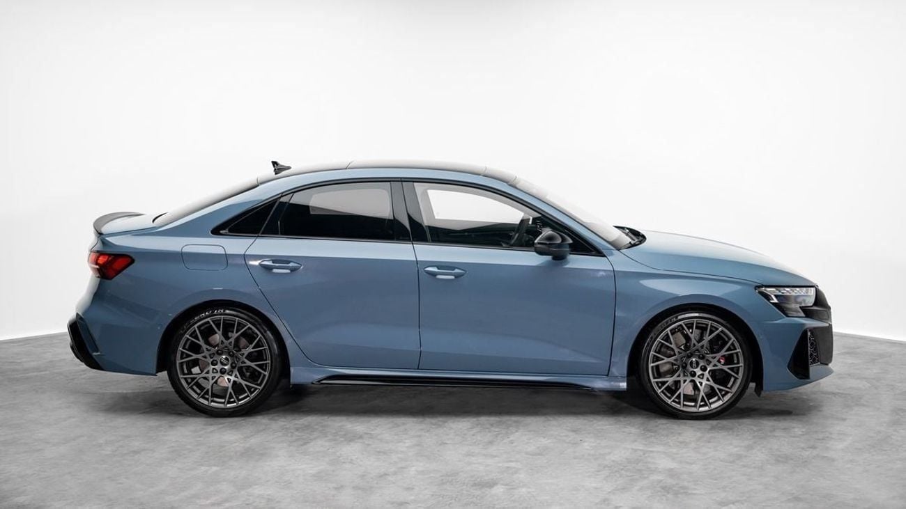 أودي RS3 STANDARD - 2025 - Euro Specs - Under Dealer Service Contract
