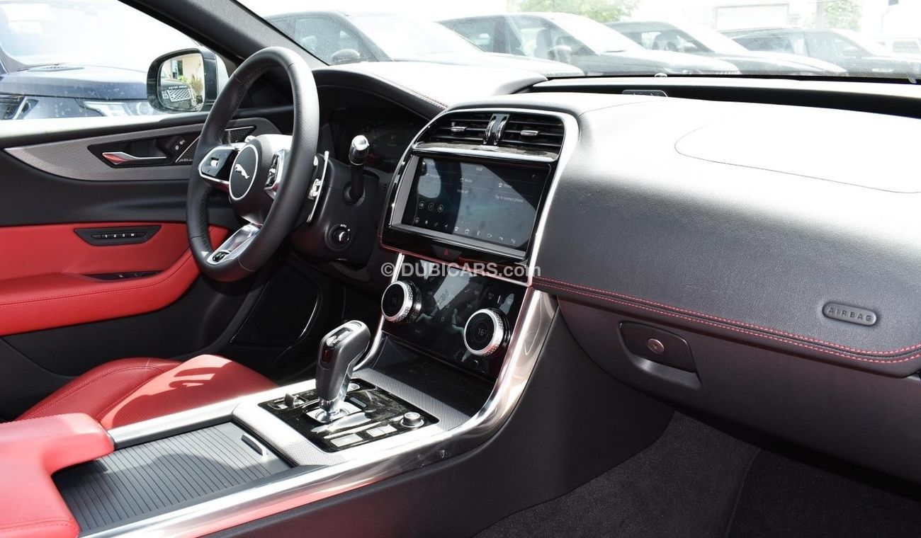 Jaguar XE 2.0 I4 R-Dynamic HSE (300PS) AWD Aut
