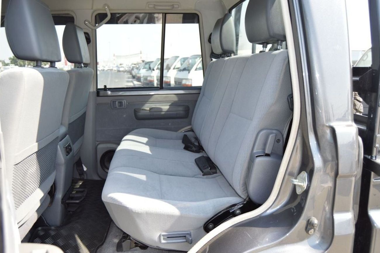Toyota Land Cruiser Pick Up Double cabin