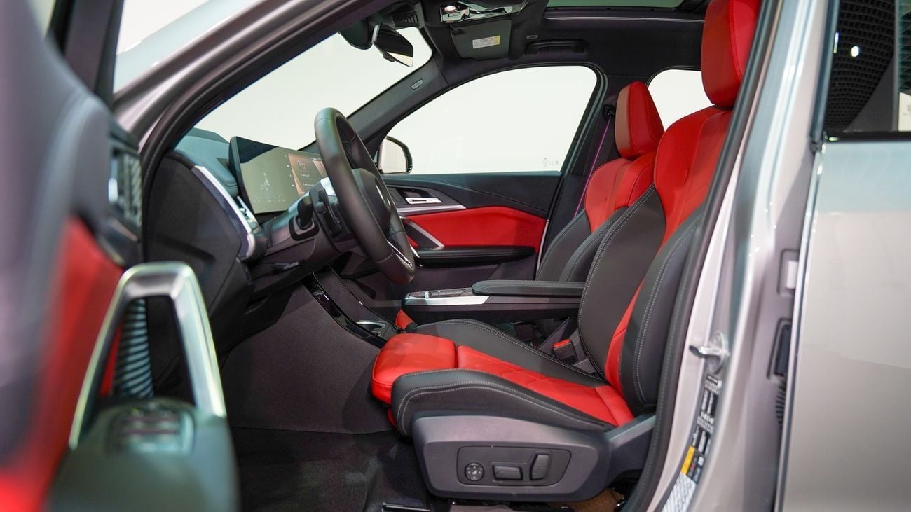 بي أم دبليو iX1