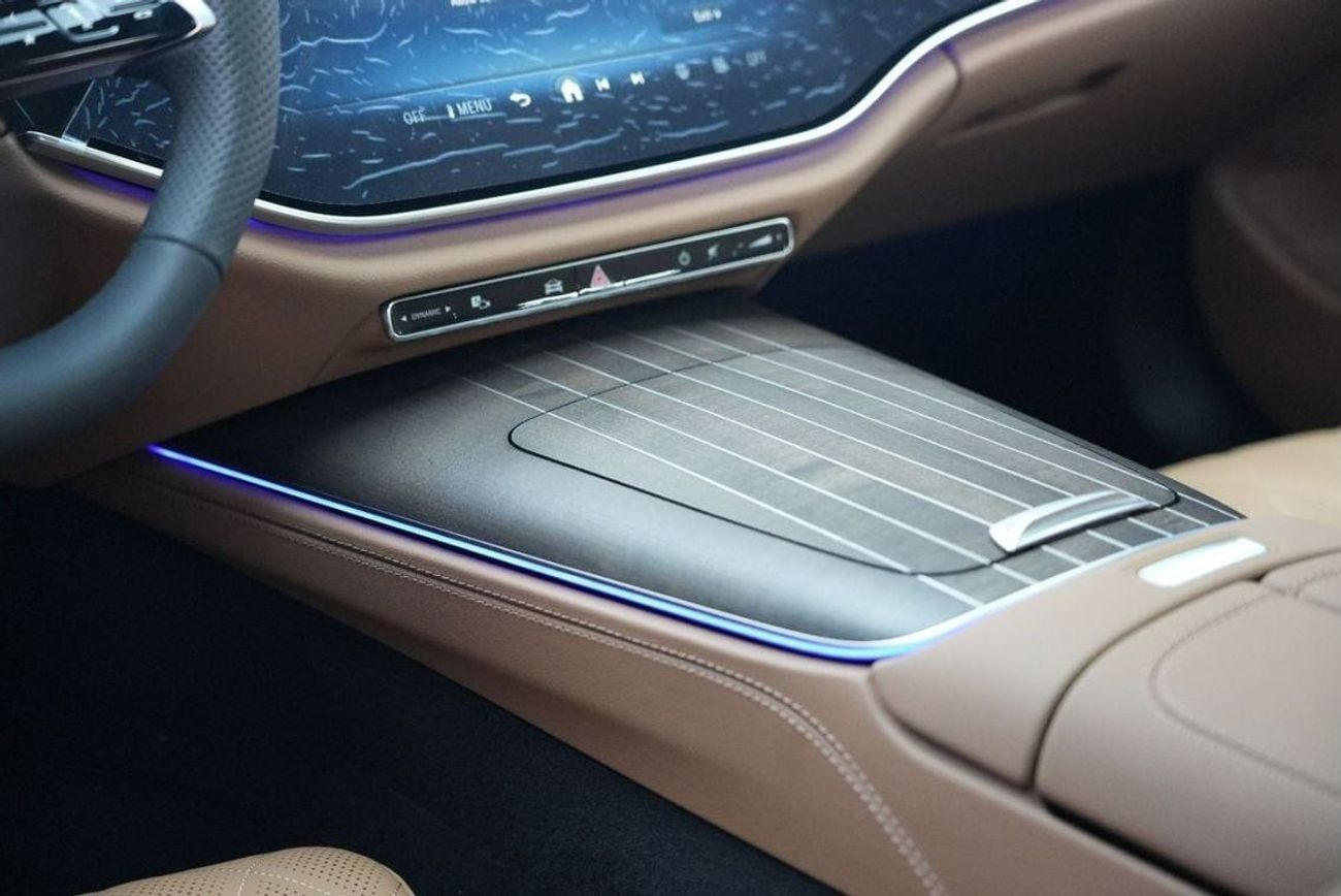 Mercedes-Benz E300 Mercedes-Benz E 300 | 2025 GCC 0km | Agency Warranty | AMG Sports Package | Black Piano Trim