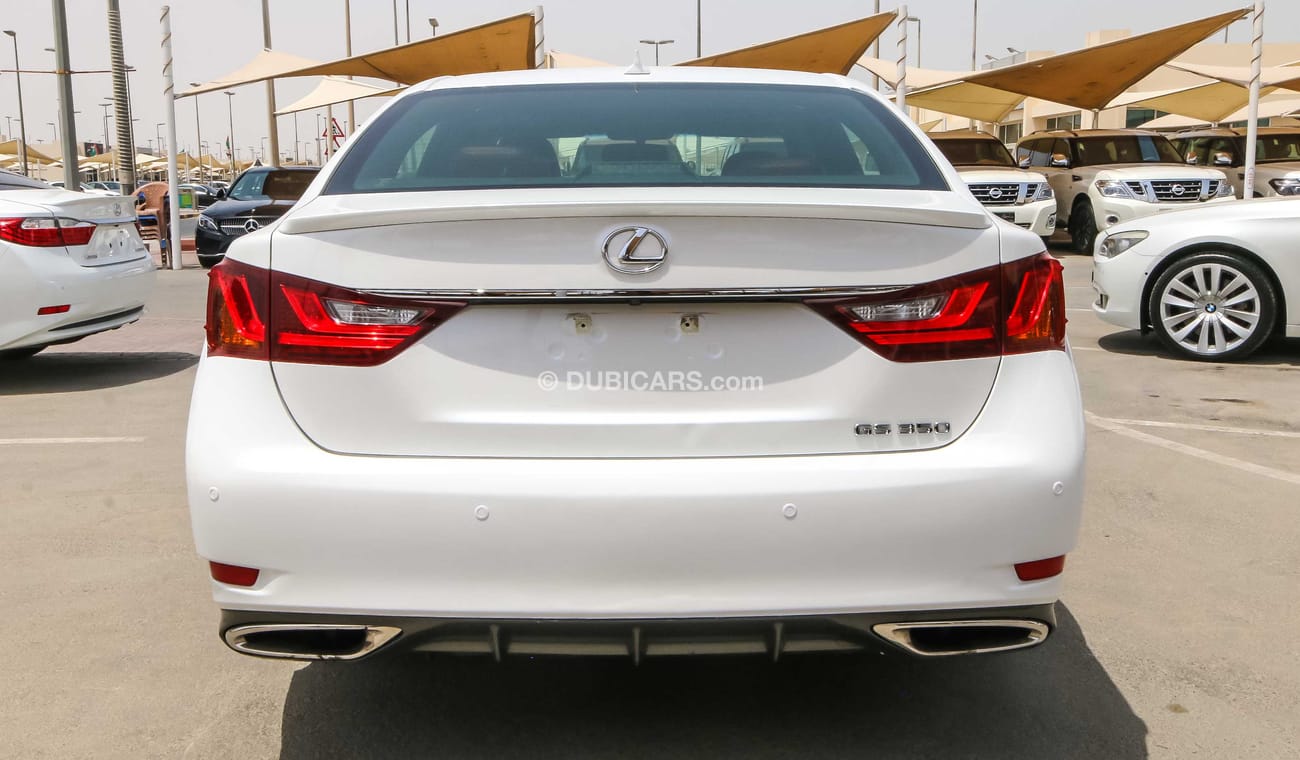 لكزس GS 350 - USA - FSport - بدون دفعة اولى - شامل الضريبة