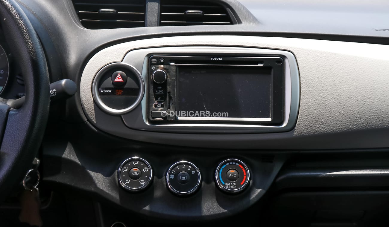 Toyota Yaris 2014
