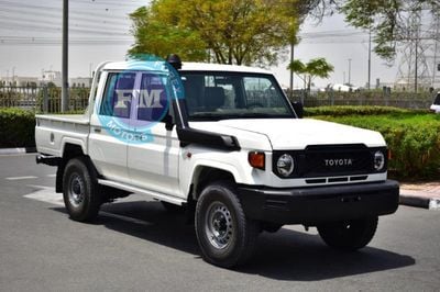 تويوتا لاند كروزر بيك آب 79 40th Anniversary 2.8L Diesel 4WD Manual