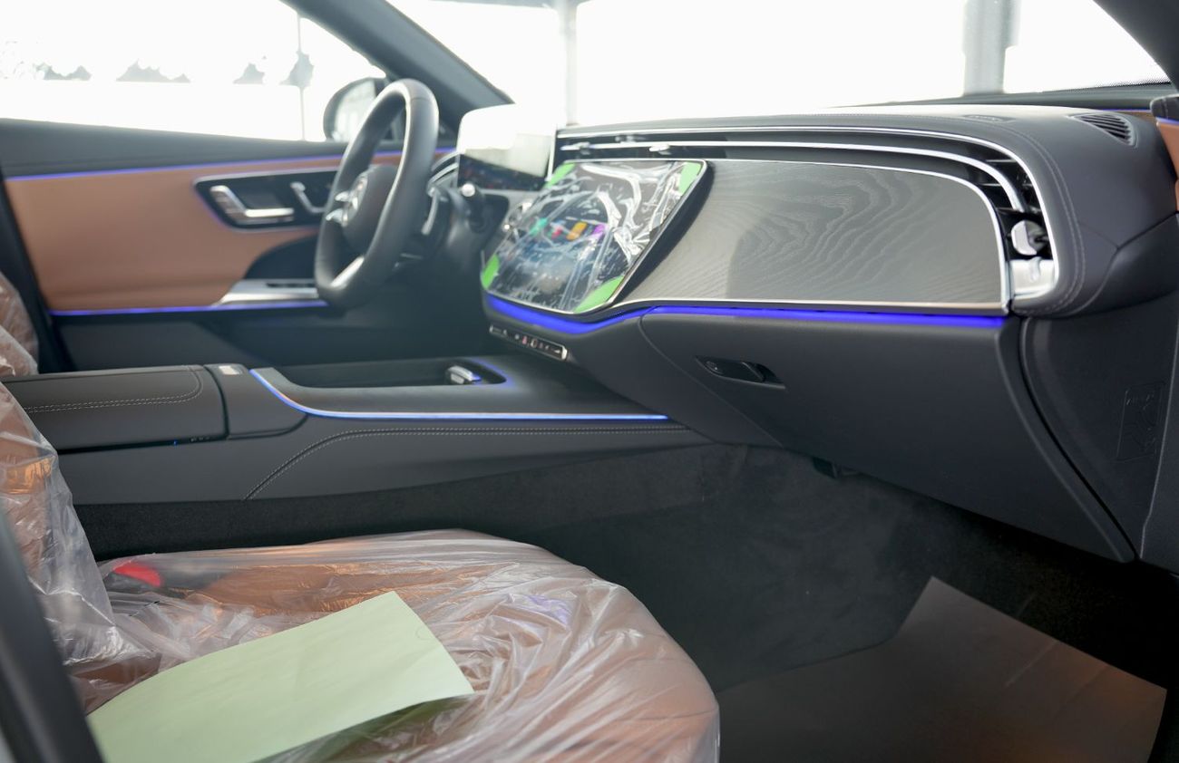 مرسيدس بنز E200 2.0L