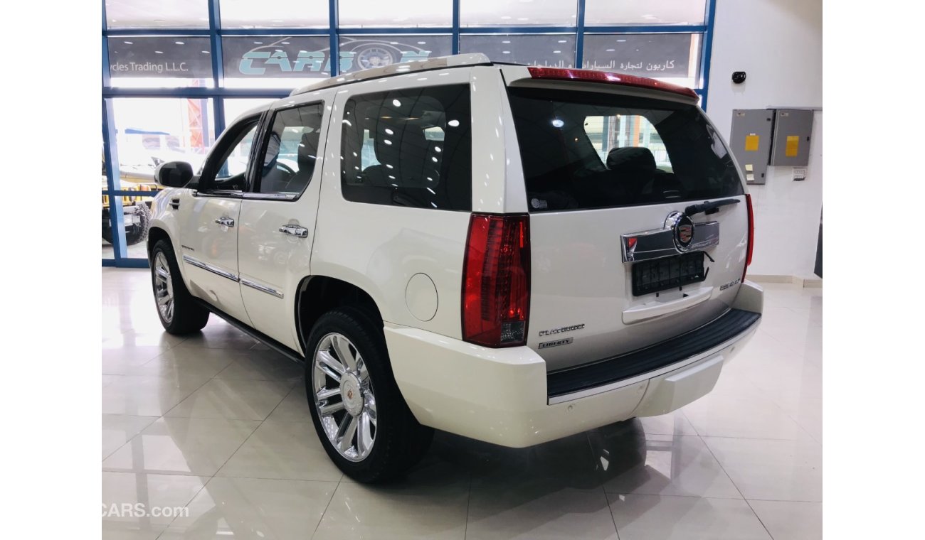 Cadillac Escalade PLATINUAM - GCC - 2014 - ONE YEAR WARRANTY