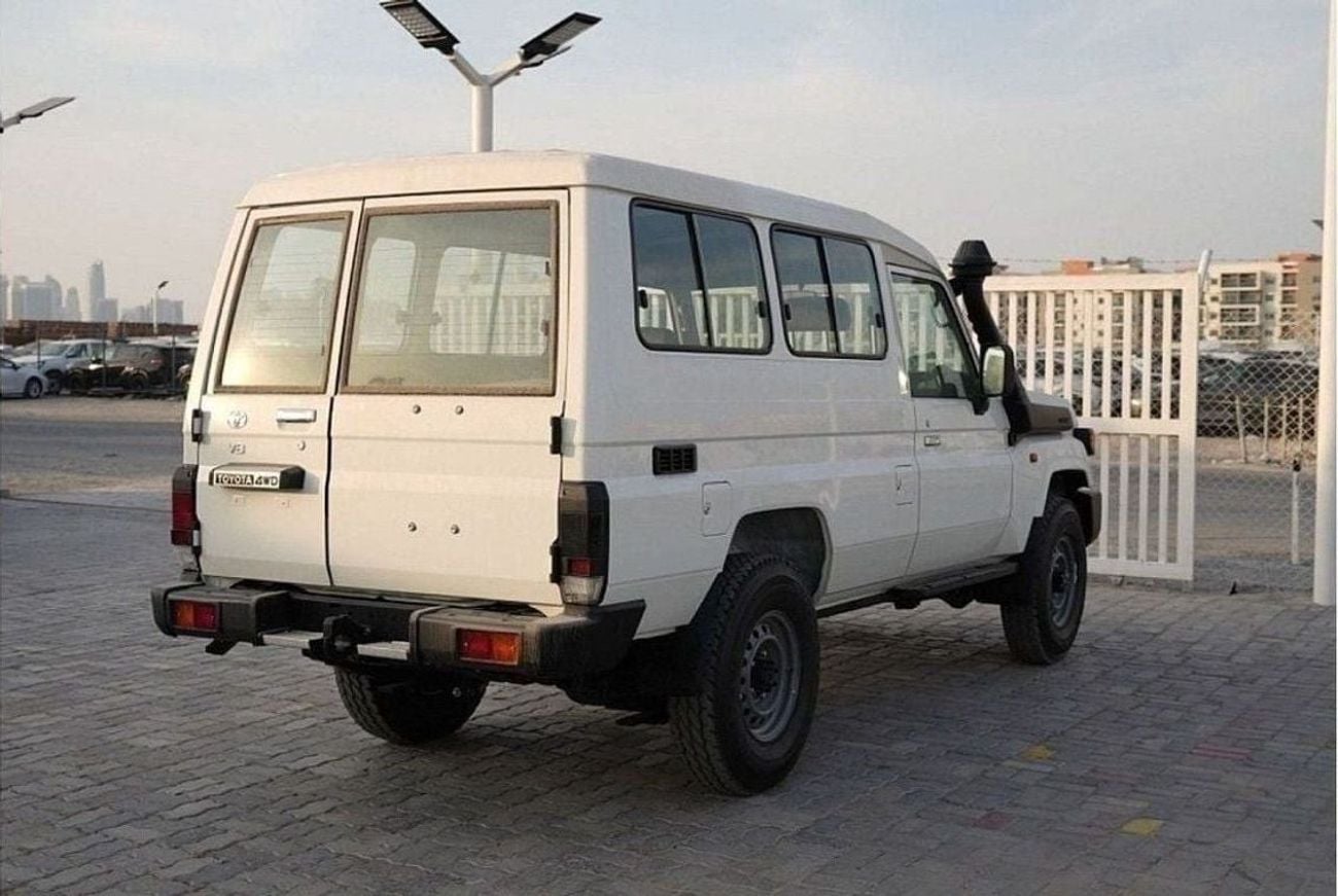Toyota Land Cruiser 70 LC 78 HARDTOP 4.0L MT Toyota Land Cruiser Hard Top LC78 4.5L 3DOOR V8 Diesel 2024