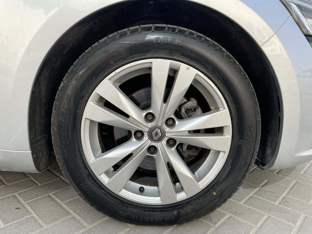 Renault Talisman 1600