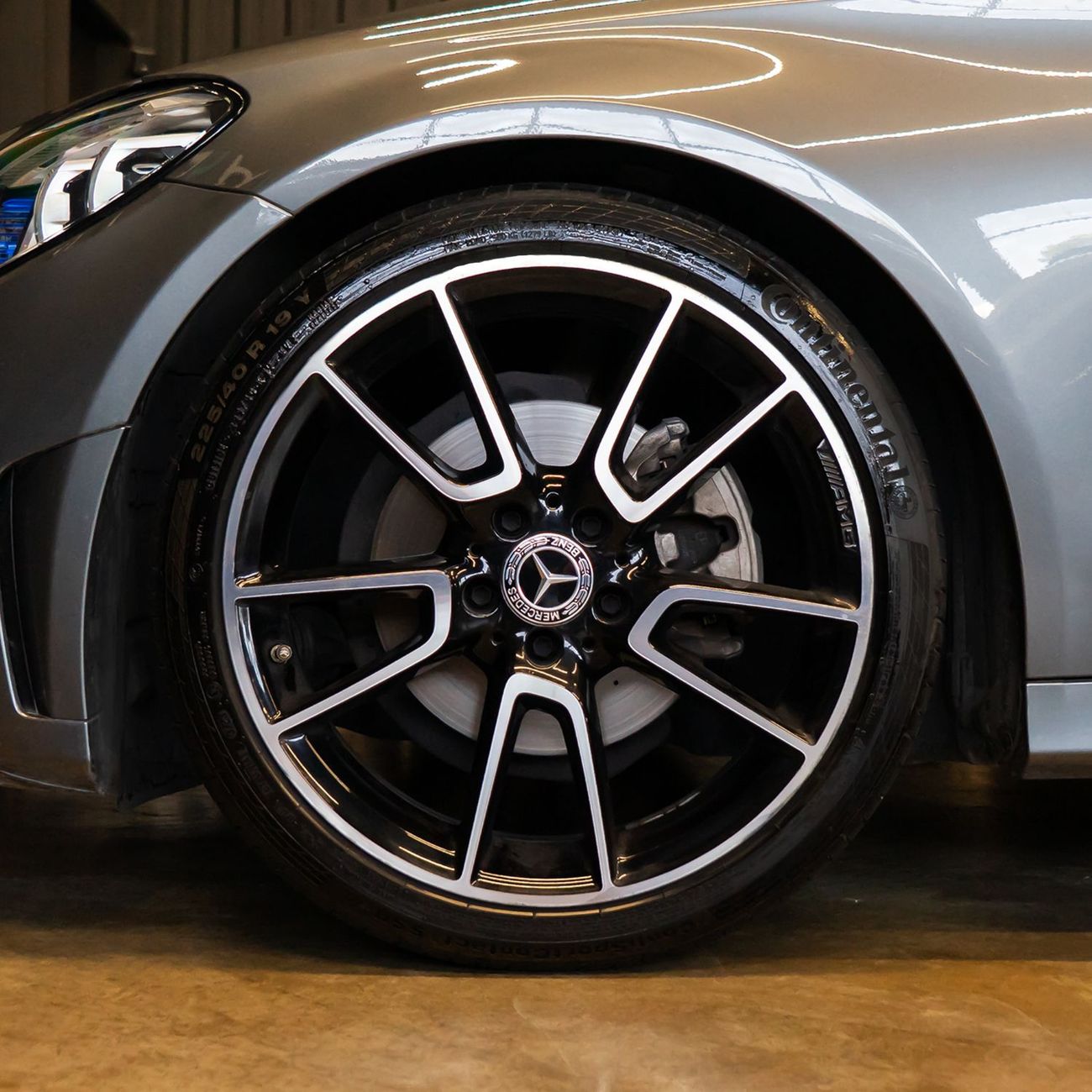 Mercedes-Benz C 200 Premium 2.0L