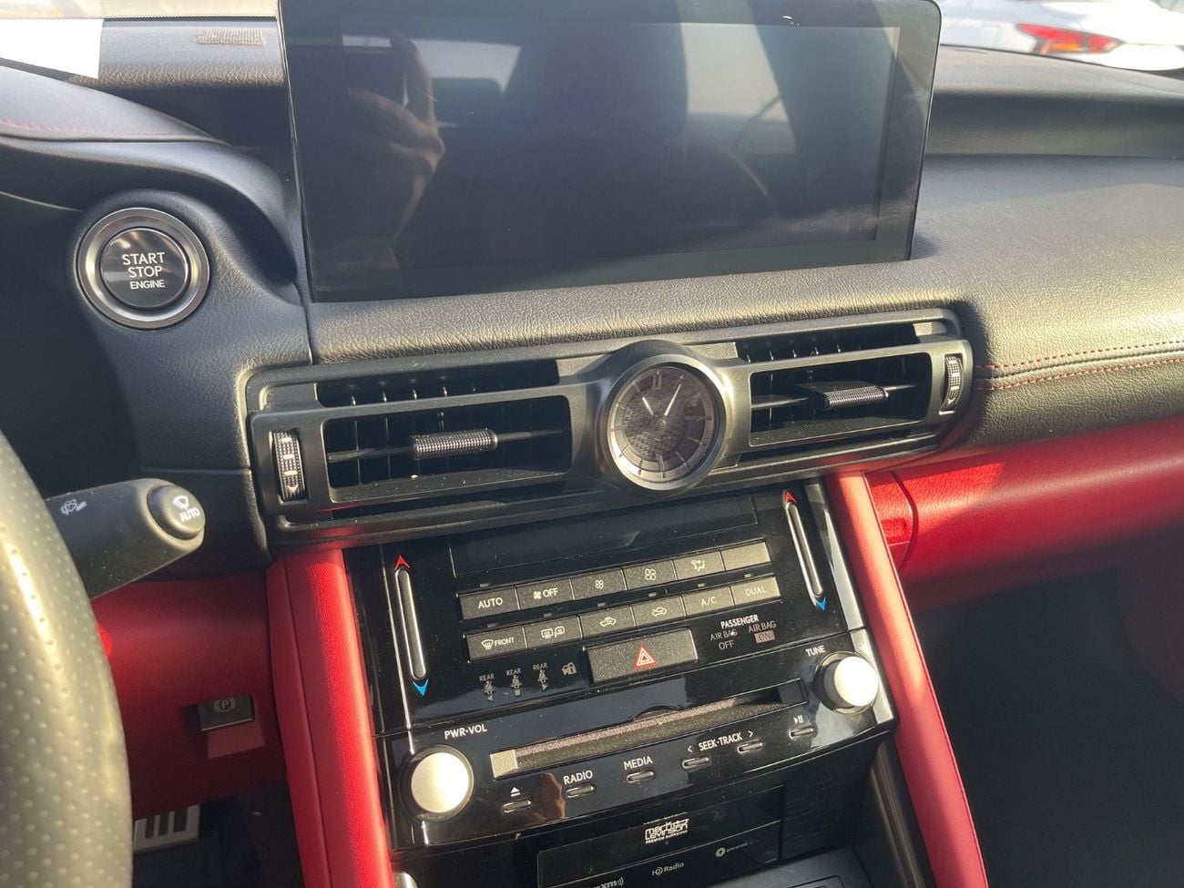 لكزس IS 350 F Sport