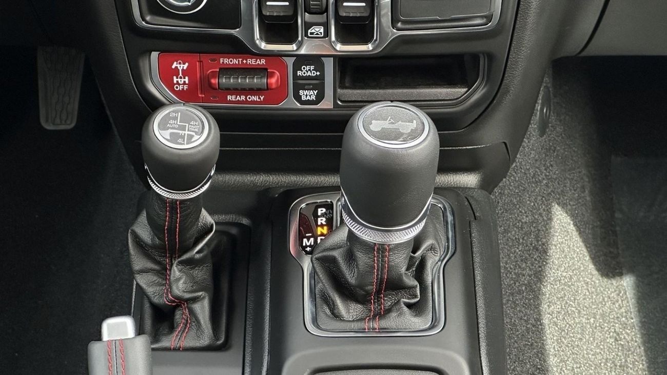 Jeep Wrangler Rubicon Winter Package 2023 2.0L GCC 0km Warranty