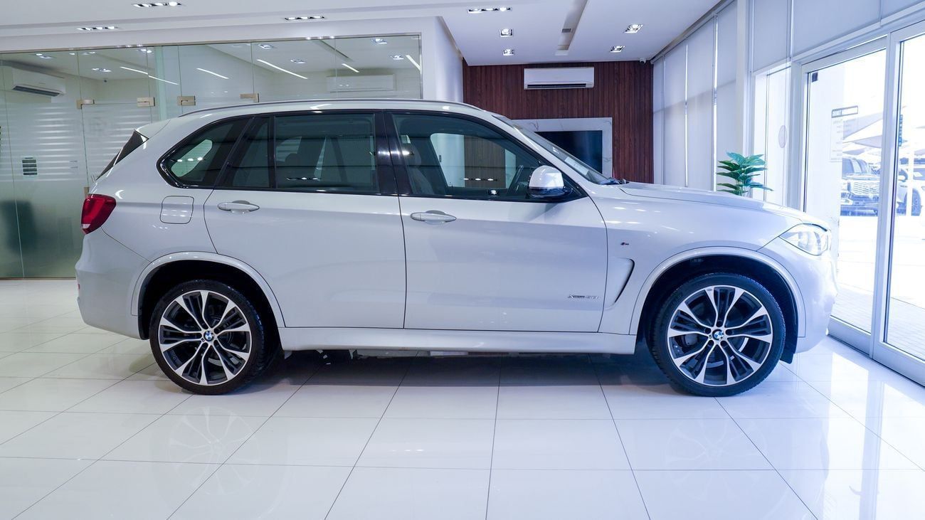 بي أم دبليو X5 50i M SPORT XDrive 50i  M kit