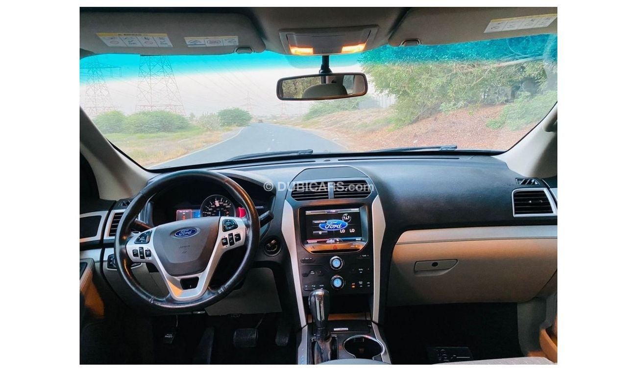 فورد إكسبلورر Std Std فورد اكسبلور 2015 خليجي بحاله ممتازه بدون حوادث