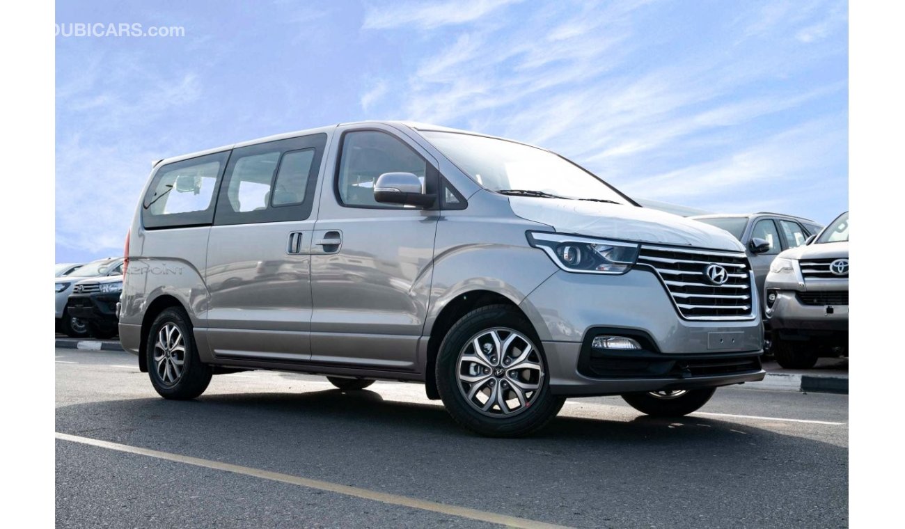 هيونداي H-1 Passenger 2.4L Petrol Automatic with Auto A/C