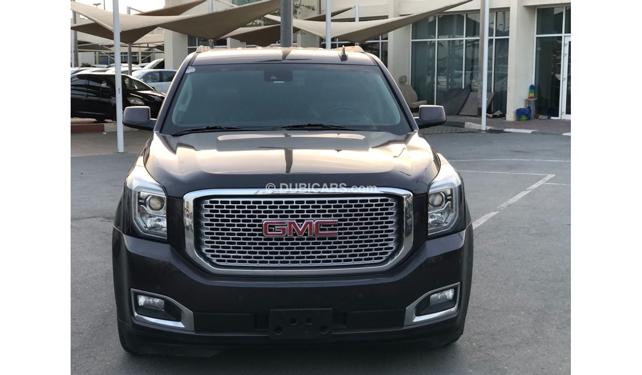 جي أم سي يوكون موديل 2015 فل مواصفات كراسي جلد ومثبت سرعه وتحكم كهربي كامل ونظام صوت ممتاز وكاميرا خلفيه ومدخل اسطو