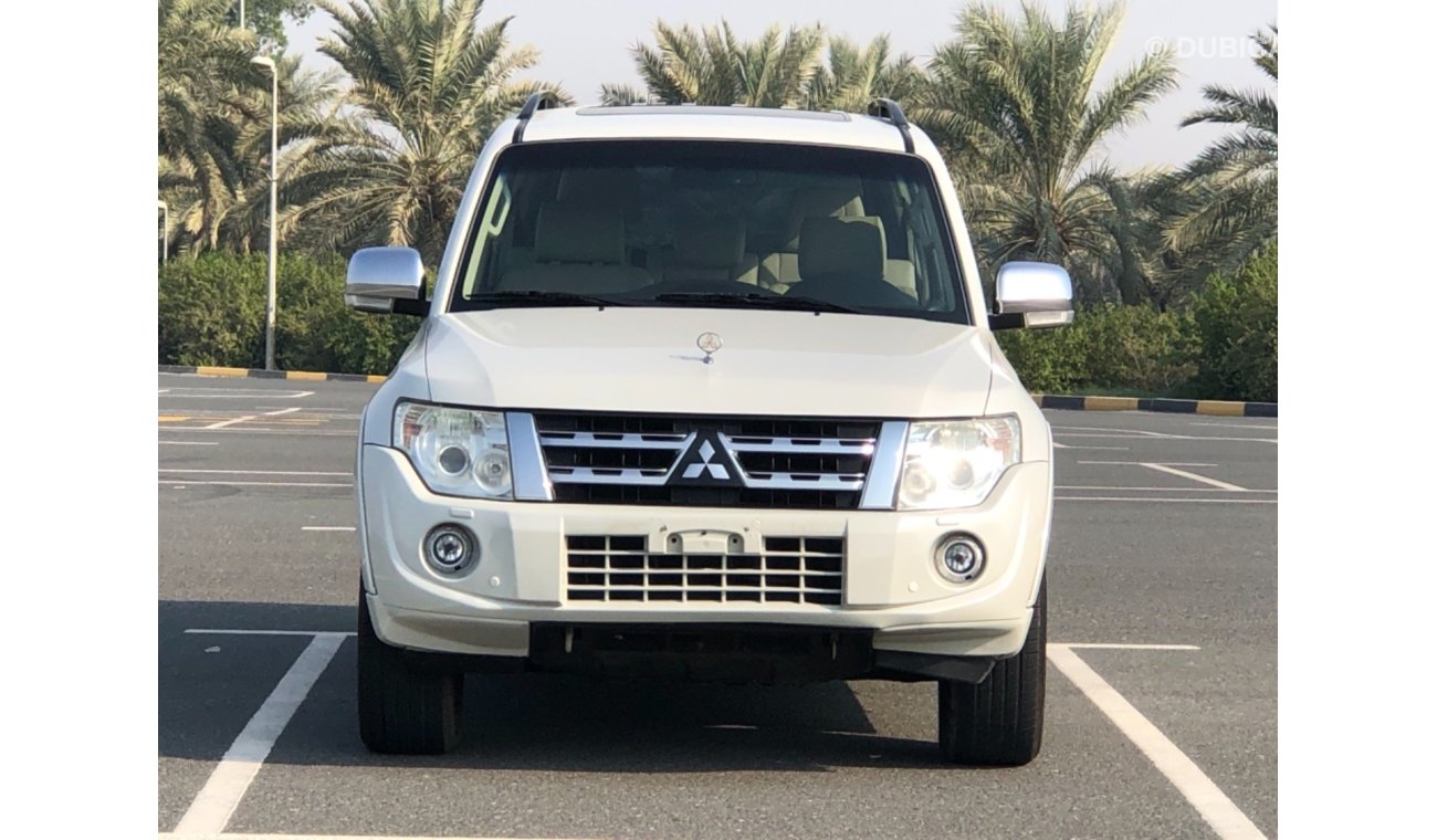 Mitsubishi Pajero GLS MITSUBISHI PAJERO MODEL 2014 GCC CAR PERFECT CONDITION INSIDE AND OUTSIDE