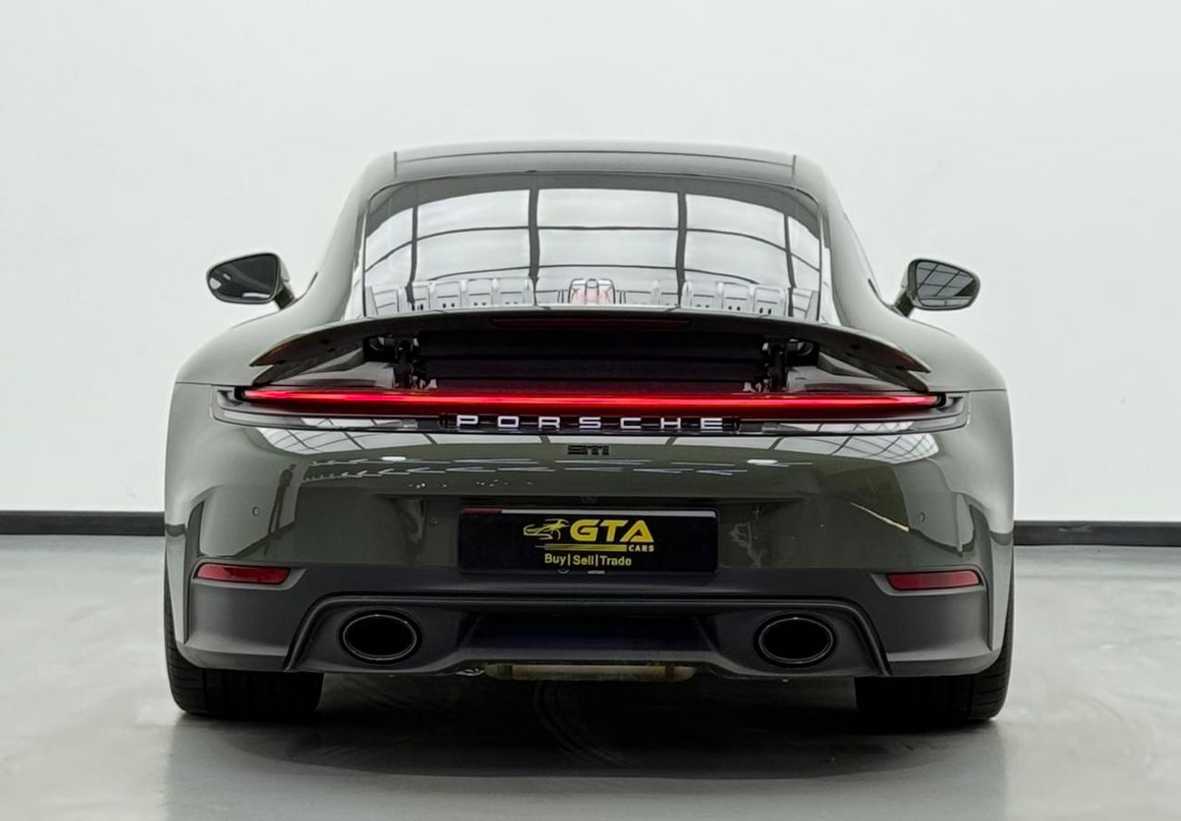 Porsche 911 Carrera 3.0L (444 HP) Coupe 2025 Porsche 911 Carrera ,Porsche Warranty ,Full Porsche Service History