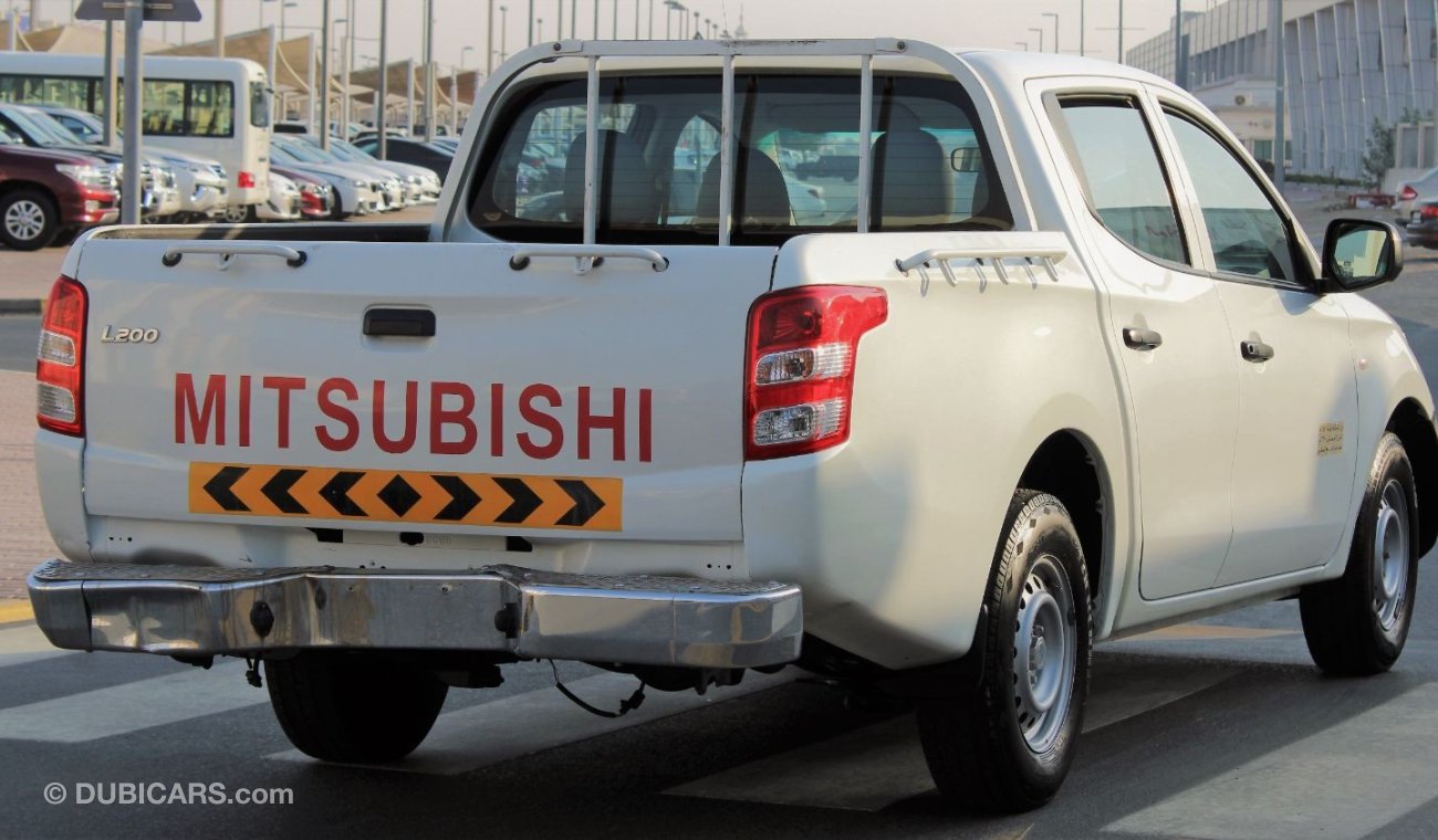 Mitsubishi L200 Mitsubishi L200 2016 GCC in excellent condition, without accidents, very clean inside and out