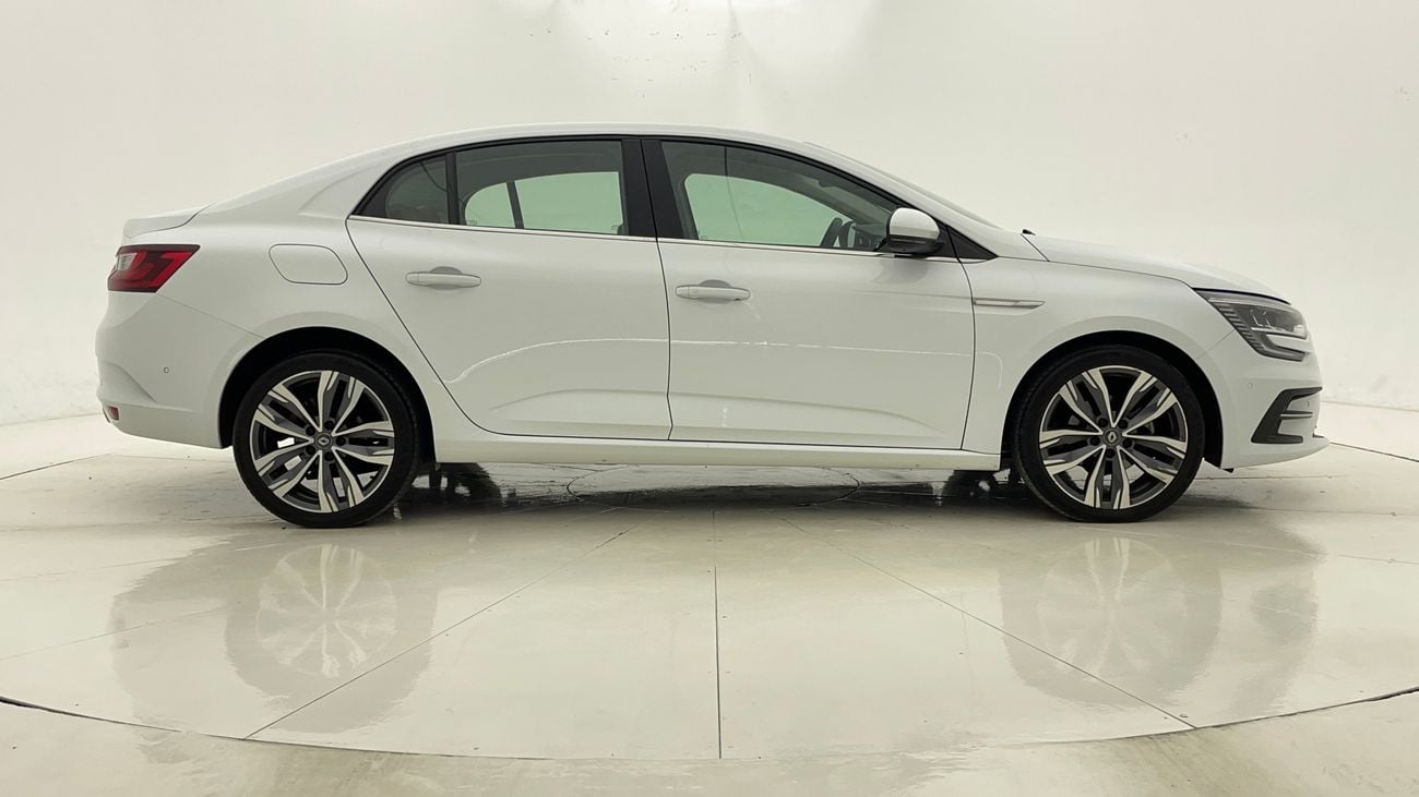 رينو ميجان LE 1.6 | بدون دفعة مقدمة | اختبار القيادة في المنزل