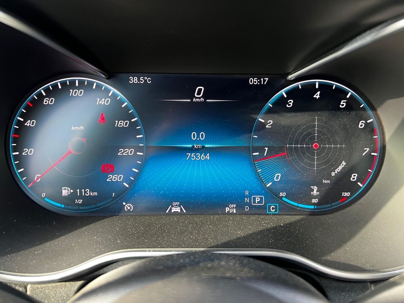 مرسيدس بنز GLC 300 Premium + 2.0L