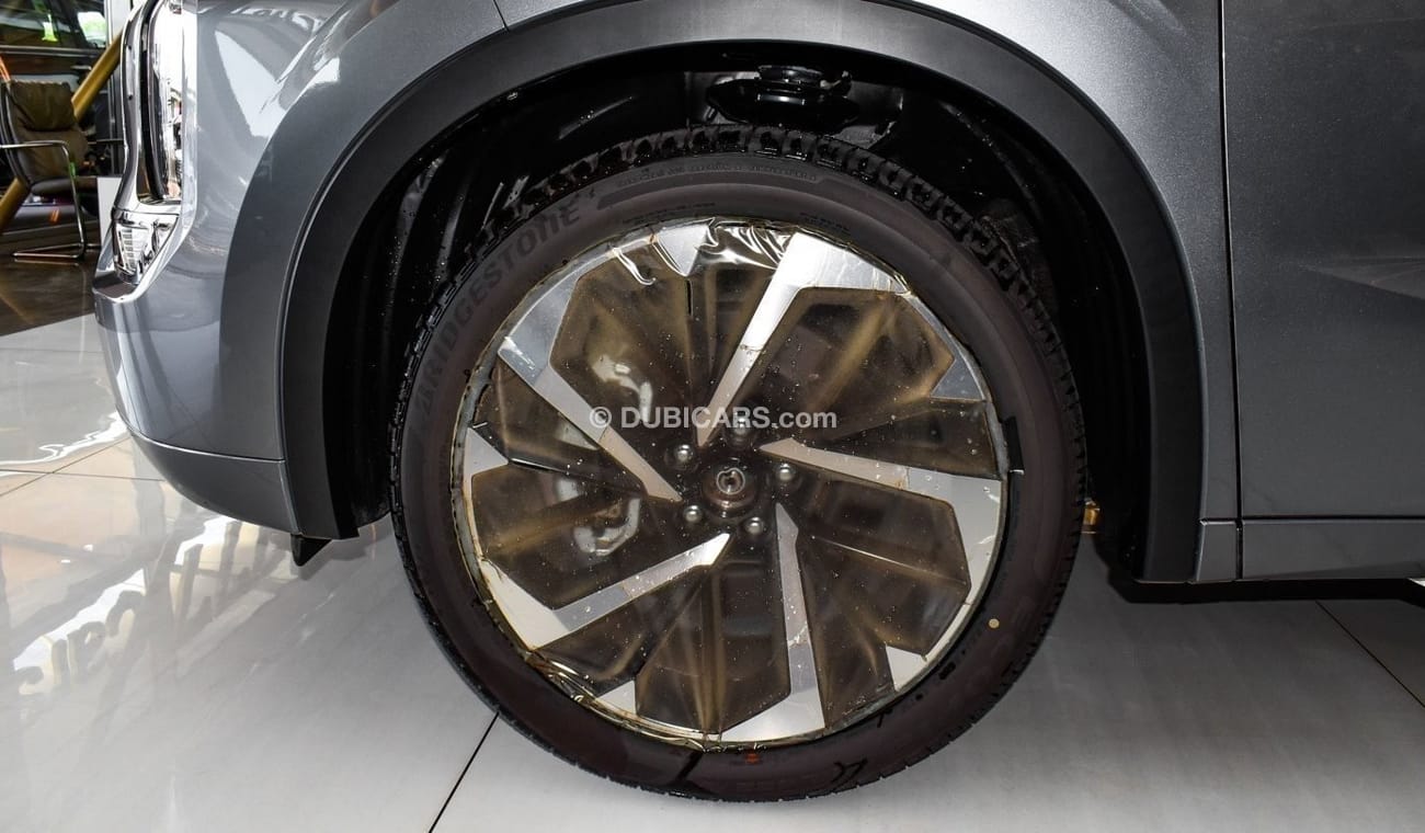 ميتسوبيشي آوتلاندر 2.5 L