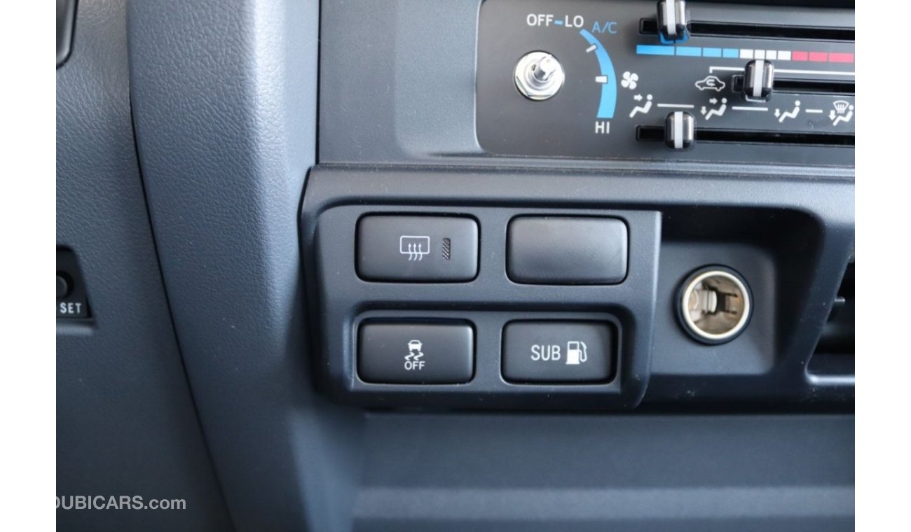 Toyota Land Cruiser 70 2023 LAND CRUISER GRJ 78 HARD TOP 4.0 V6