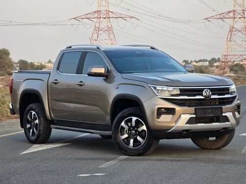 Volkswagen Amarok Highline 2.0T VOLKSWAGEN AMAROK 2023 GCC // FSH // UNDER WARRANTY // FULL OPTION // PERFECT CONDITIO