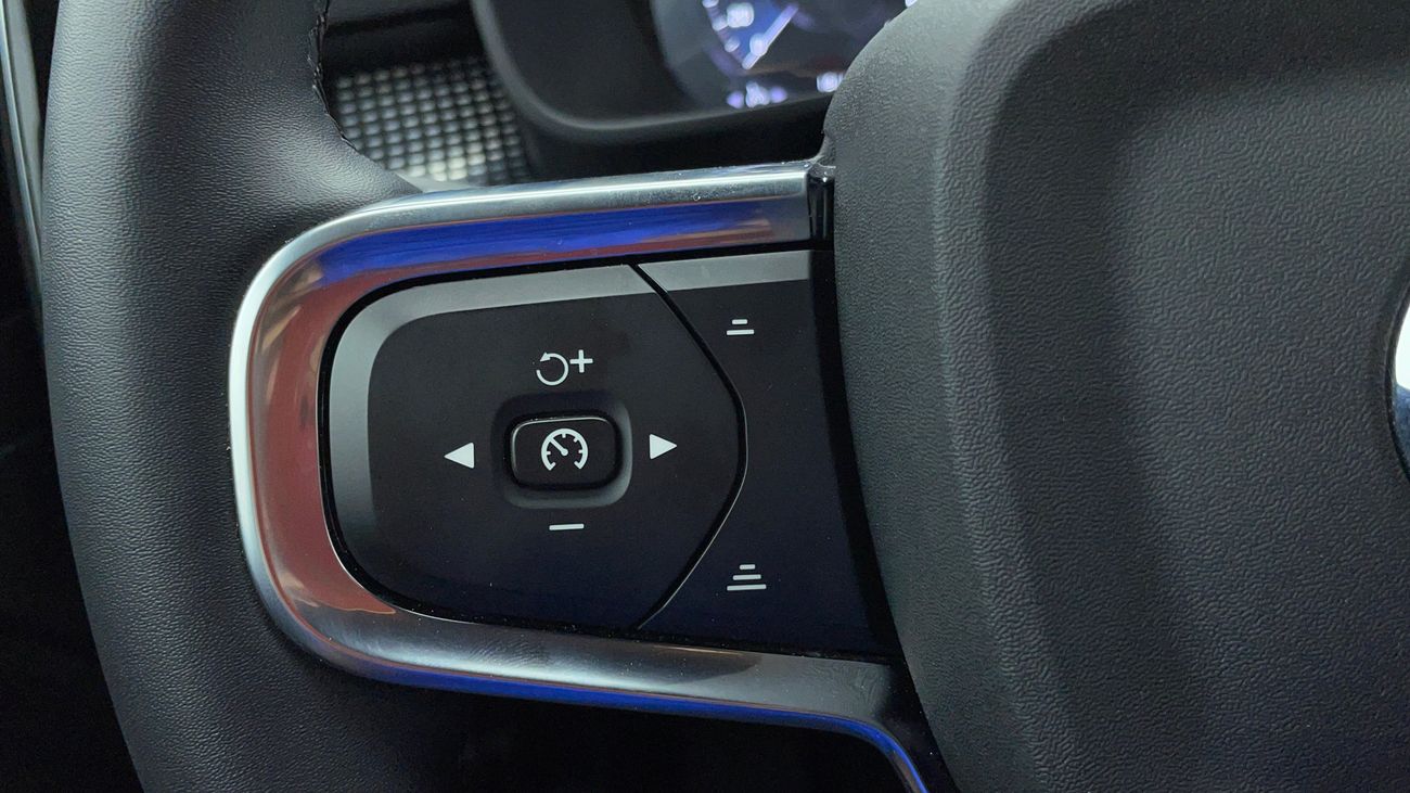 فولفو XC 40 T4 R DESIGN 2 | بدون دفعة مقدمة | اختبار قيادة مجاني للمنزل