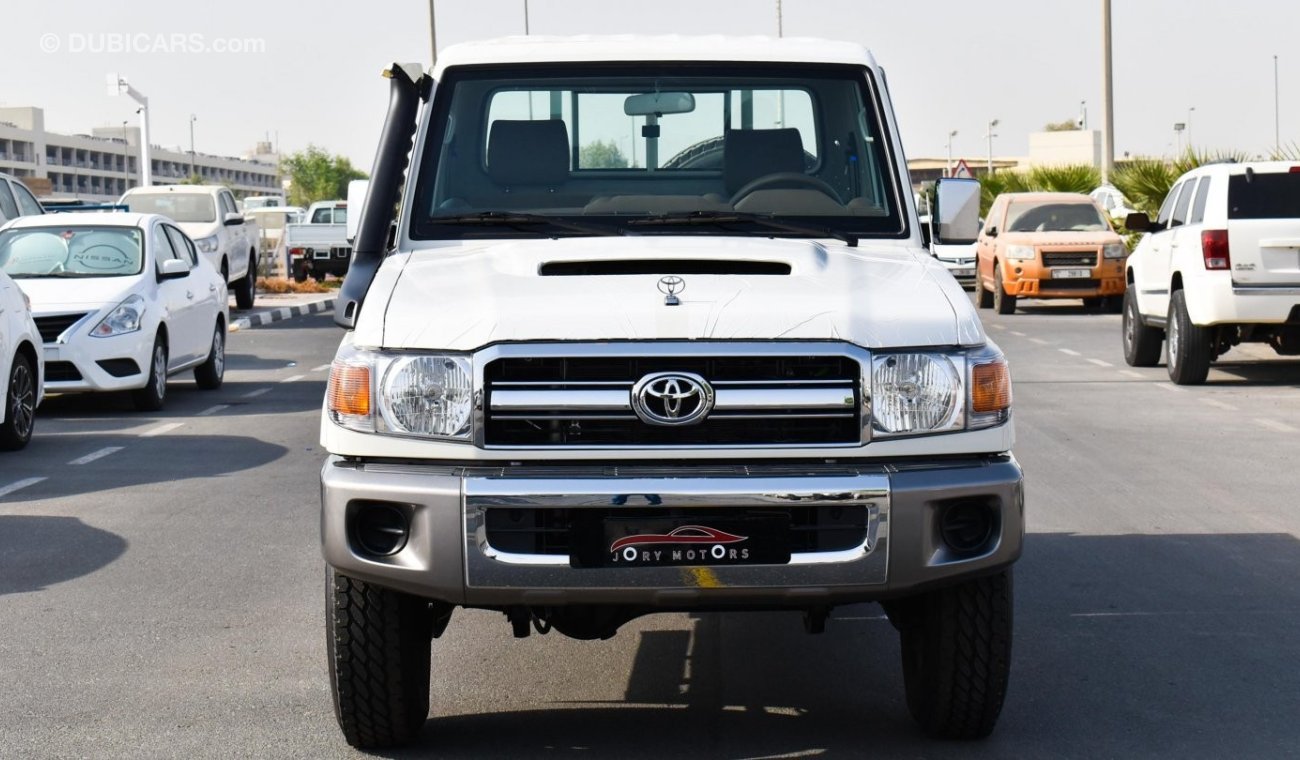 تويوتا لاند كروزر بيك آب 4.5L Diesel V8 Single Cabin