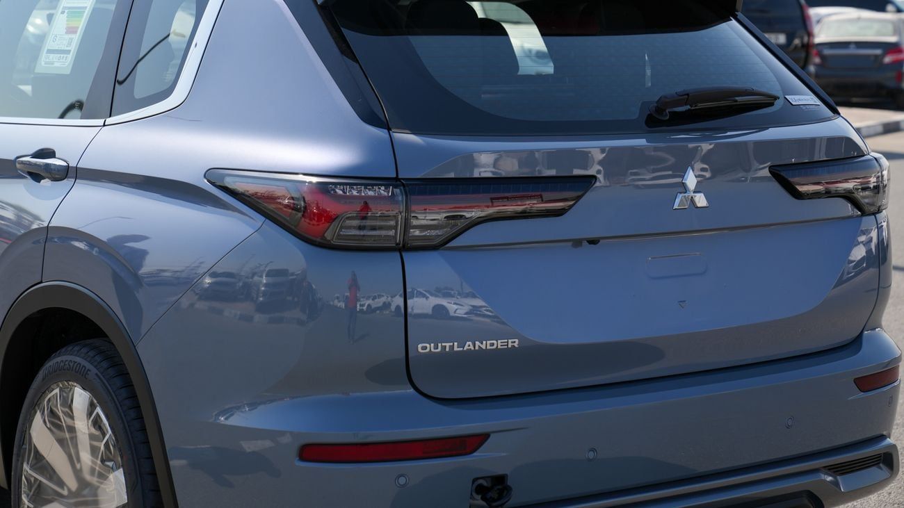 Mitsubishi Outlander HIGHLINE Brand New 2026 Mitsubishi Outlander Medium Line (G12) 2.5L | 7-Seater SUV | GCC Spec | Expo