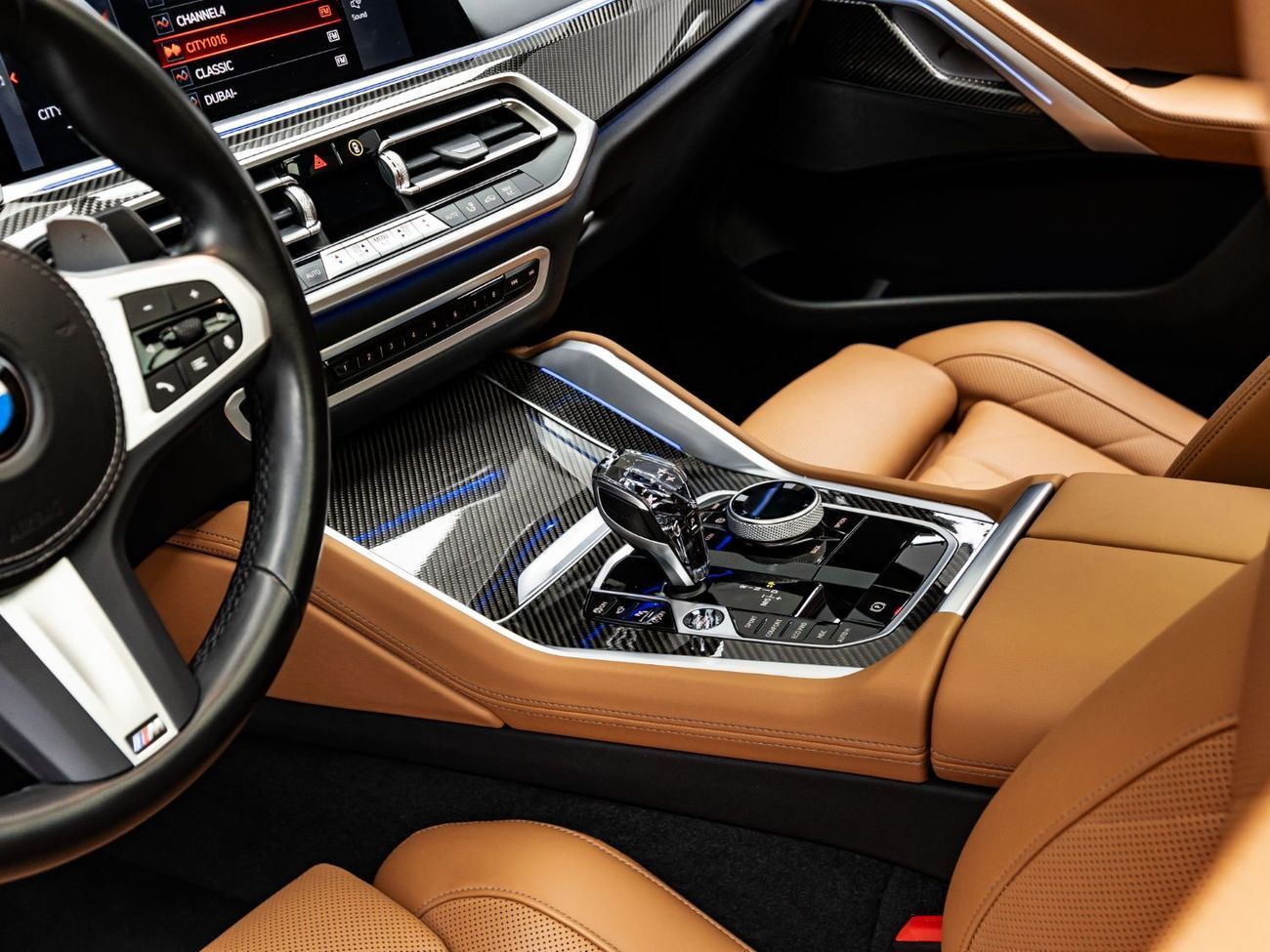 BMW X6 40i M Sport 3.0L 2023 BMW X6 xDrive40i, 2027 BMW Warranty + 2032 BMW Service Contract, Low KMs, GCC