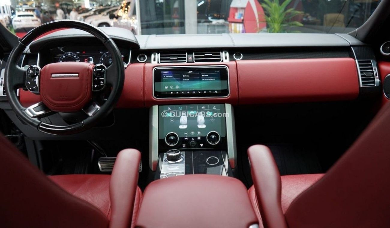 Used Land Rover Range Rover 2019 for sale in Dubai - 587883